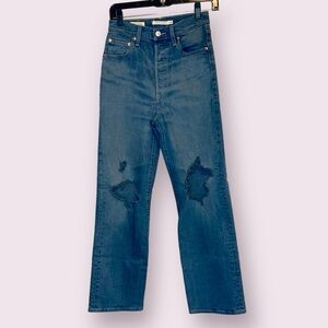 Levi’s Ribcage Straight Jeans Medium Wash Holes in Knee Distressed Denim Size 26